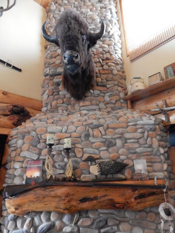 Idle Spurs Log Cabin Bed & Breakfast Black Diamond Exterior photo